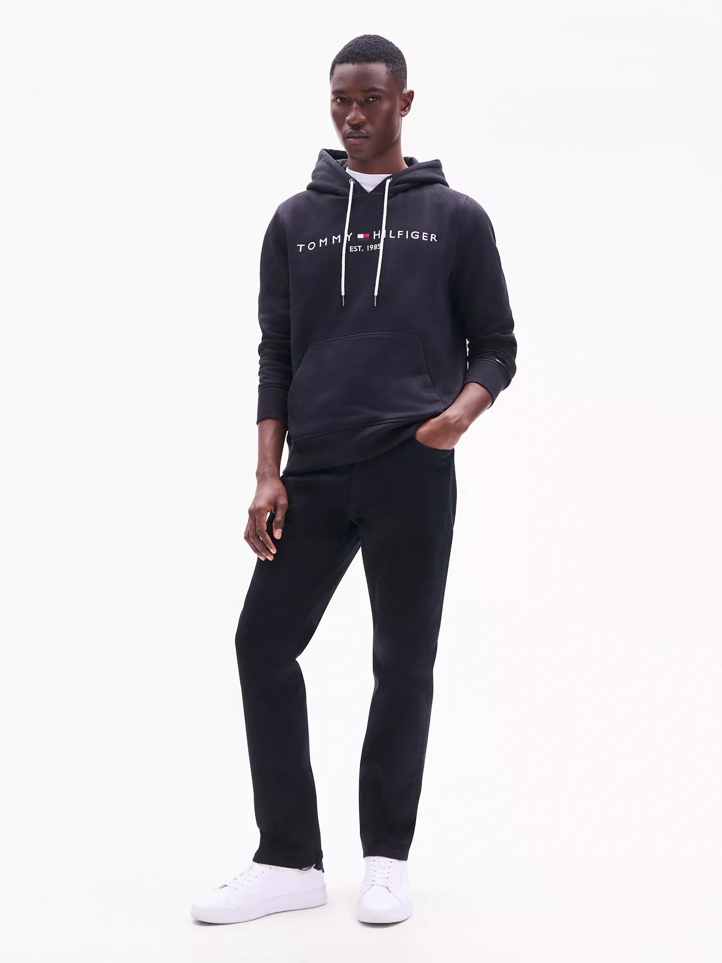 Hoodie Tommy Hilfiger Negro Bordado – Original 100%